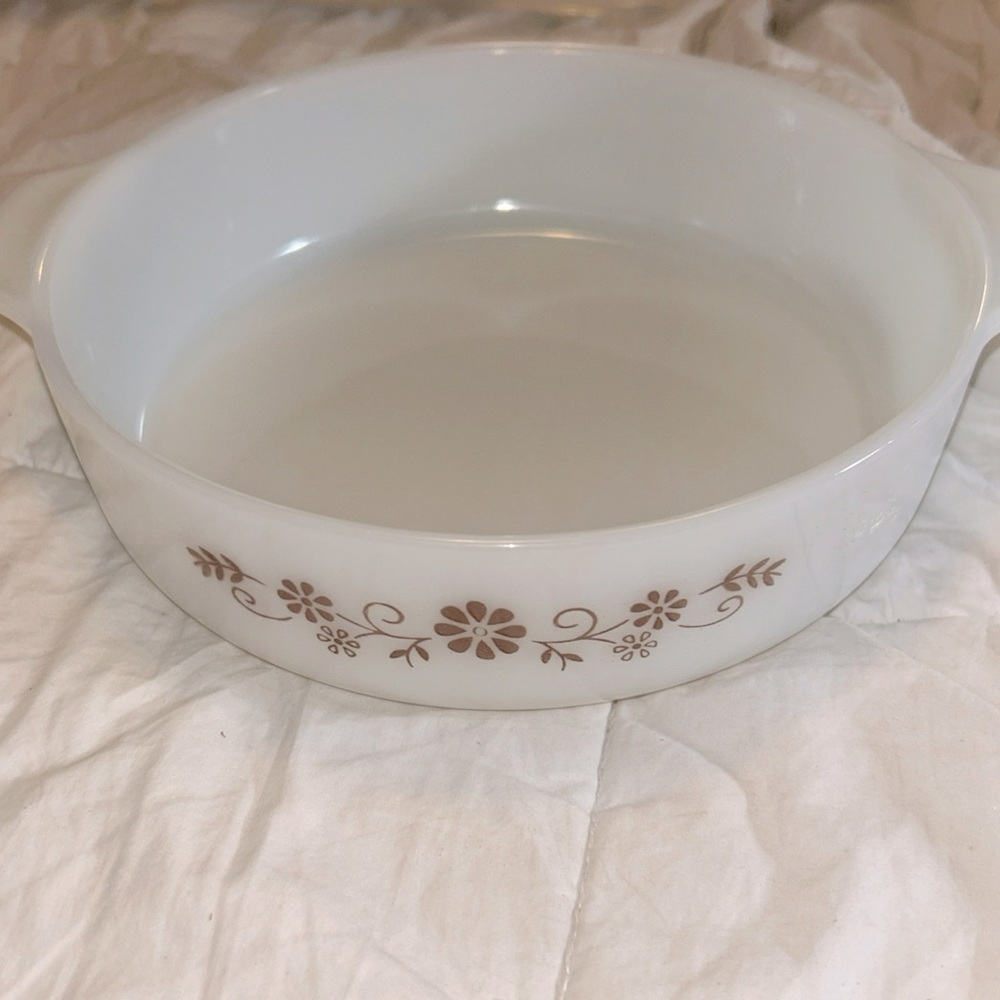 Vintage Dynaware Pyrorey Milk White Casserole Bowl #9 Brown Daisy Theme